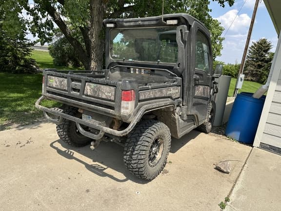 Image of John Deere XUV 835R equipment image 3