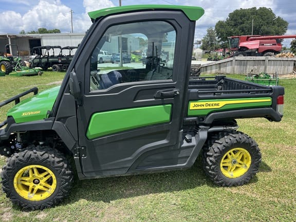 Main image John Deere XUV 835R