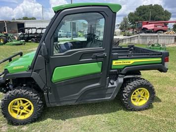 Main image John Deere XUV 835R