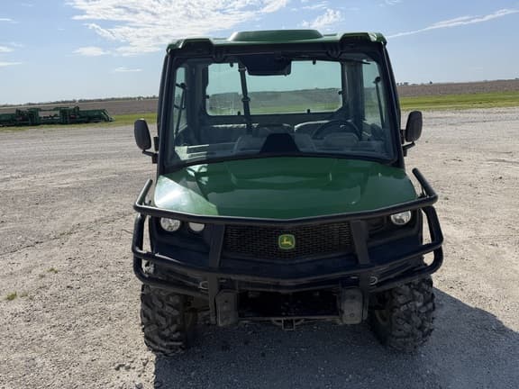 Image of John Deere XUV 835R equipment image 3