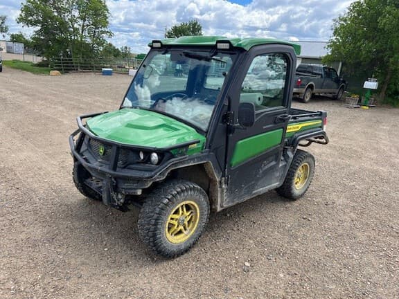 Image of John Deere XUV 835R equipment image 2