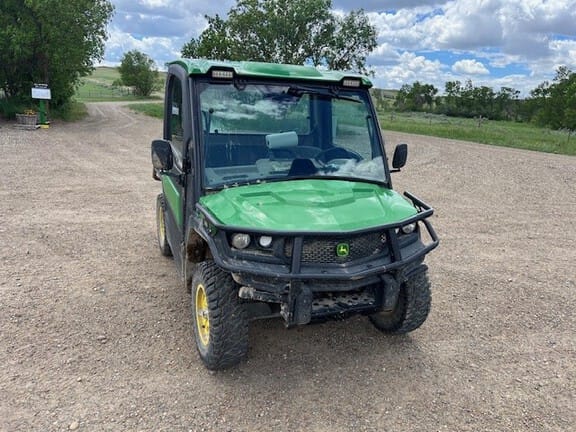 2023 John Deere XUV 835R Equipment Image0