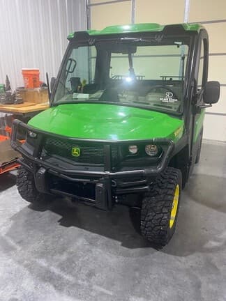 Image of John Deere XUV 835R equipment image 2