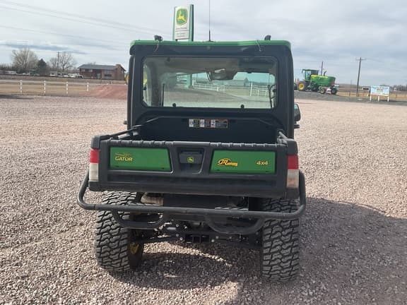 Image of John Deere XUV 835R equipment image 3