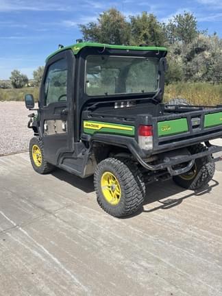 Image of John Deere XUV 835R equipment image 1