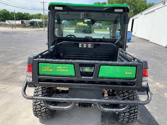 Image of John Deere XUV 835R equipment image 3