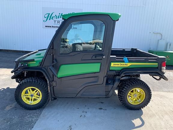 Image of John Deere XUV 835R Primary image