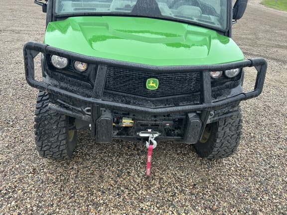 Image of John Deere XUV 835R equipment image 4