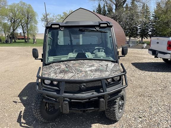Image of John Deere XUV 835R equipment image 2