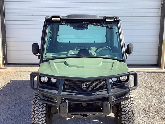 Image of John Deere XUV 835R equipment image 4