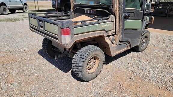 Image of John Deere XUV 835R equipment image 4