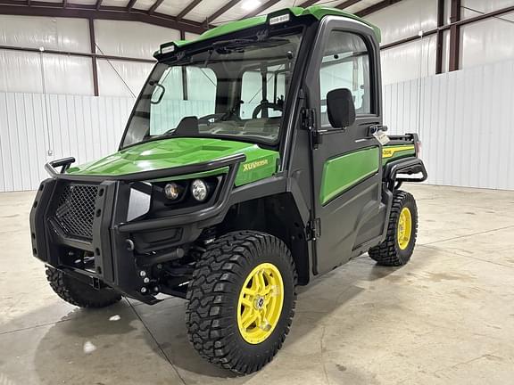 Image of John Deere XUV 835R Primary image
