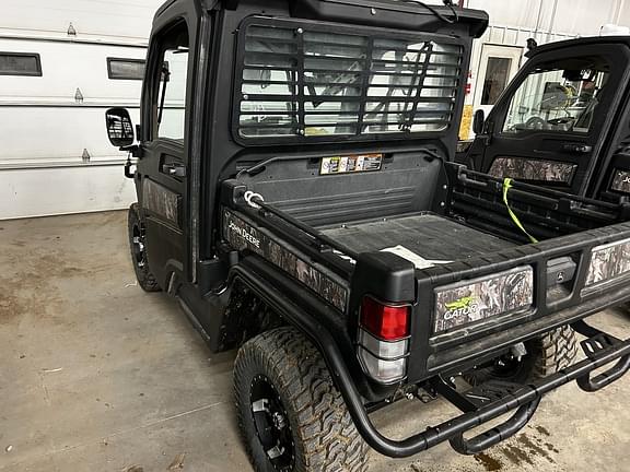 Image of John Deere XUV 835R Primary image