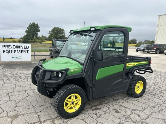 2023 John Deere XUV 835R Equipment Image0