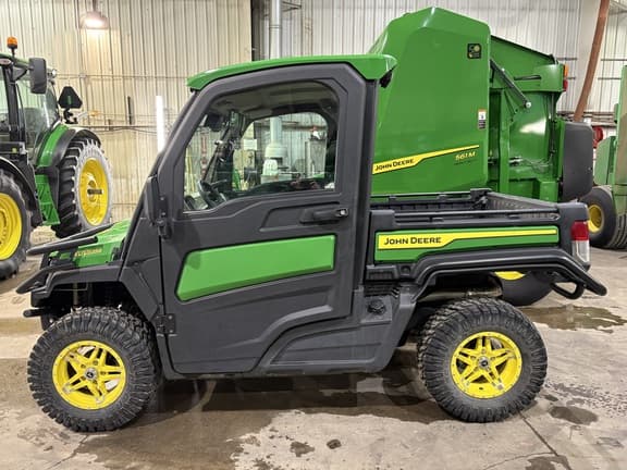 Image of John Deere XUV 835R equipment image 4