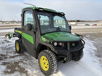 Main image John Deere XUV 835R