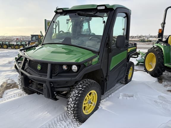 Image of John Deere XUV 835R equipment image 1