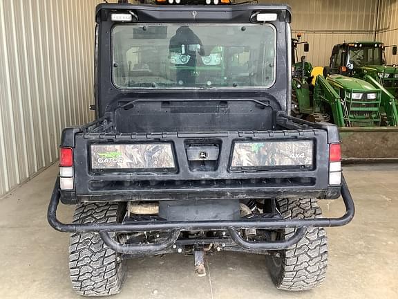 Image of John Deere XUV 835R equipment image 2