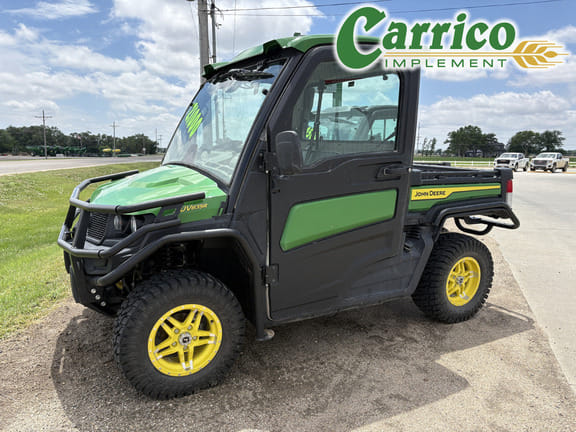 2023 John Deere XUV 835R Equipment Image0