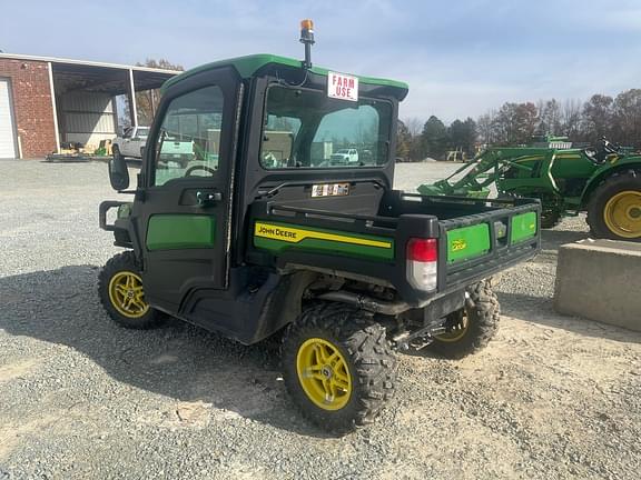 Image of John Deere XUV 835R equipment image 4