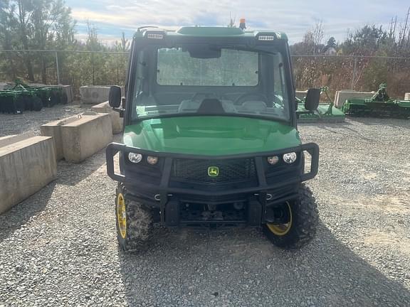 Image of John Deere XUV 835R equipment image 2