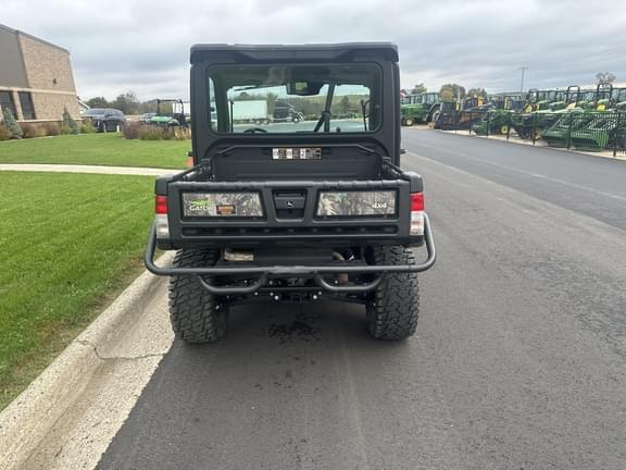 Image of John Deere XUV 835R equipment image 3