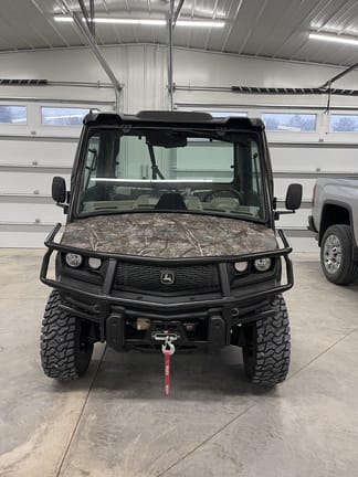 2023 John Deere XUV 835R Equipment Image0