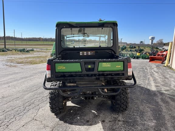 Image of John Deere XUV 835R equipment image 4