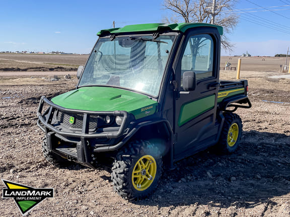 Main image John Deere XUV 835R