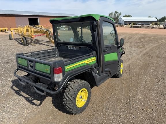 Image of John Deere XUV 835R equipment image 2