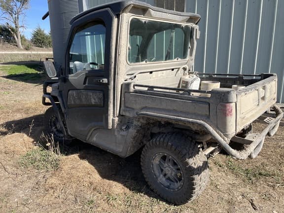 Image of John Deere XUV 835R equipment image 3