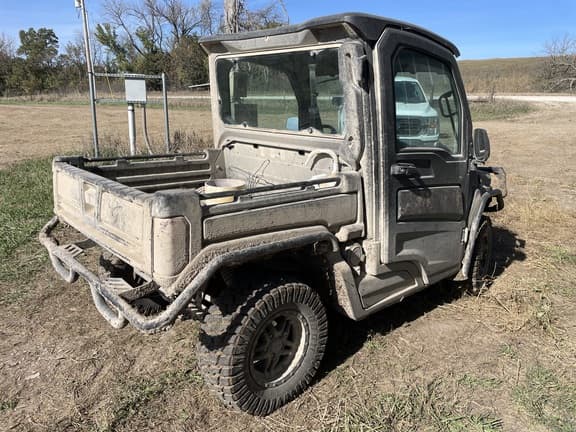 Image of John Deere XUV 835R equipment image 2