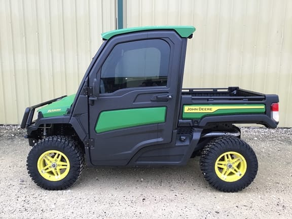Main image John Deere XUV 835R