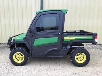 Main image John Deere XUV 835R