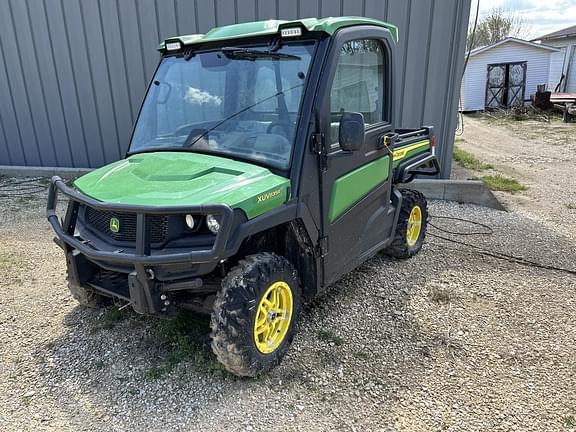 Image of John Deere XUV 835R Primary image