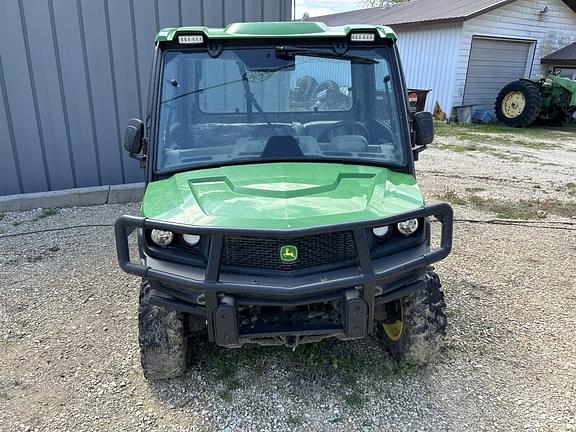 Image of John Deere XUV 835R equipment image 1