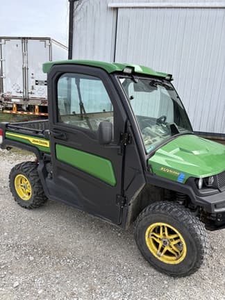 Image of John Deere XUV 835R equipment image 3