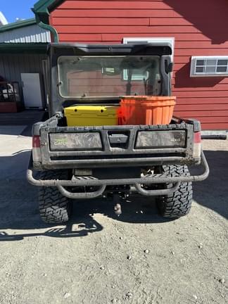 Image of John Deere XUV 835R equipment image 4