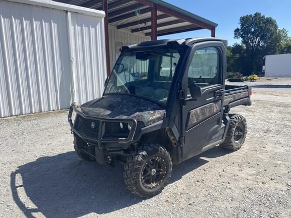 Image of John Deere XUV 835R Primary image