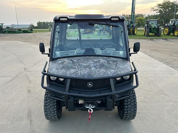 Image of John Deere XUV 835R equipment image 4