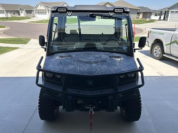 Image of John Deere XUV 835R equipment image 4