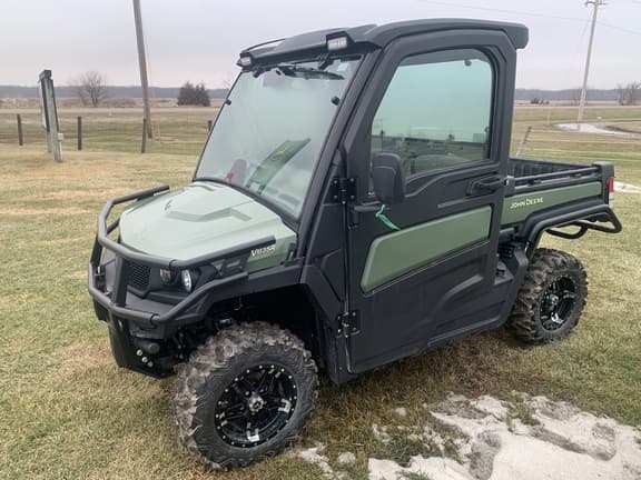 Image of John Deere XUV 835R Primary image