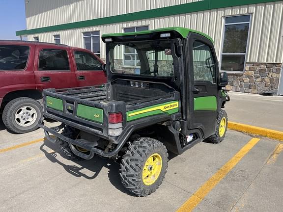 Image of John Deere XUV 835R equipment image 2