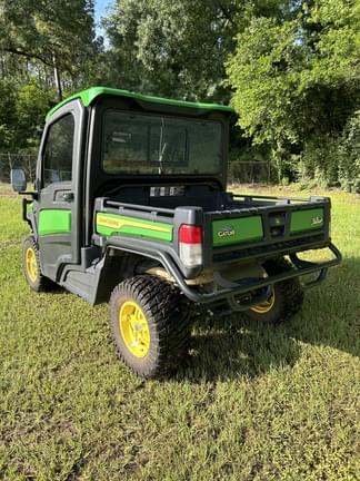 Image of John Deere XUV 835R equipment image 1