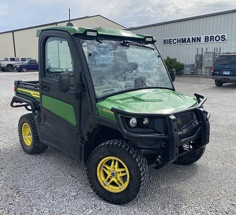 Image of John Deere XUV 835R equipment image 2