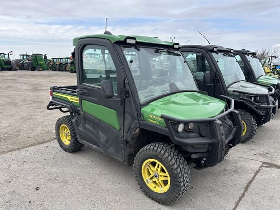 2023 John Deere XUV 835R Equipment Image0