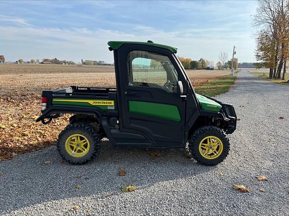 Image of John Deere XUV 835R equipment image 4