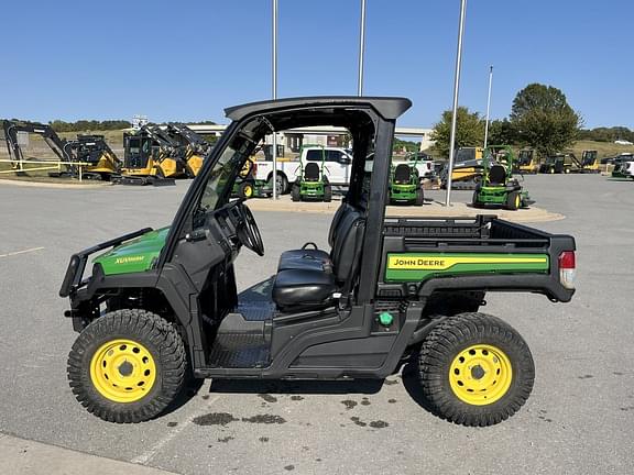 Image of John Deere XUV 865M equipment image 1