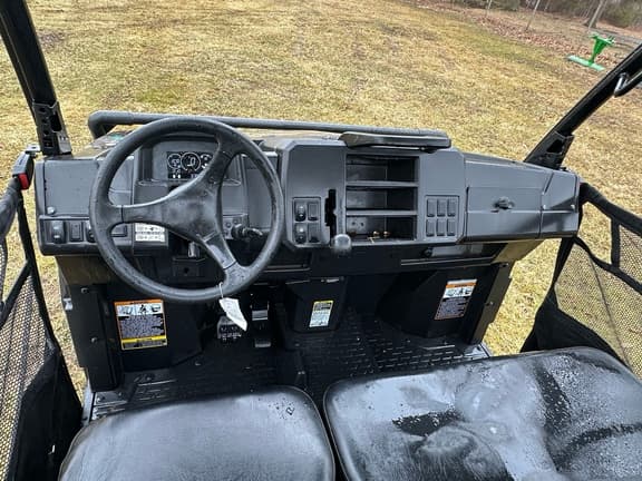 Image of John Deere XUV 865M equipment image 4