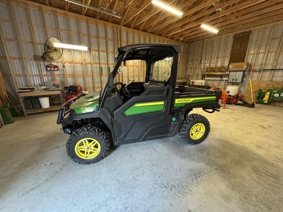 Image of John Deere XUV 865M Primary image